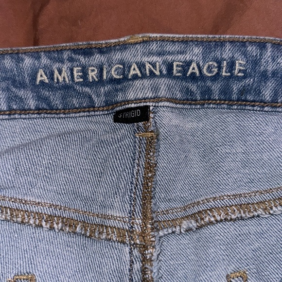 American eagle jeans Strigid Curvy Mom Jean size 16. - Picture 3 of 5